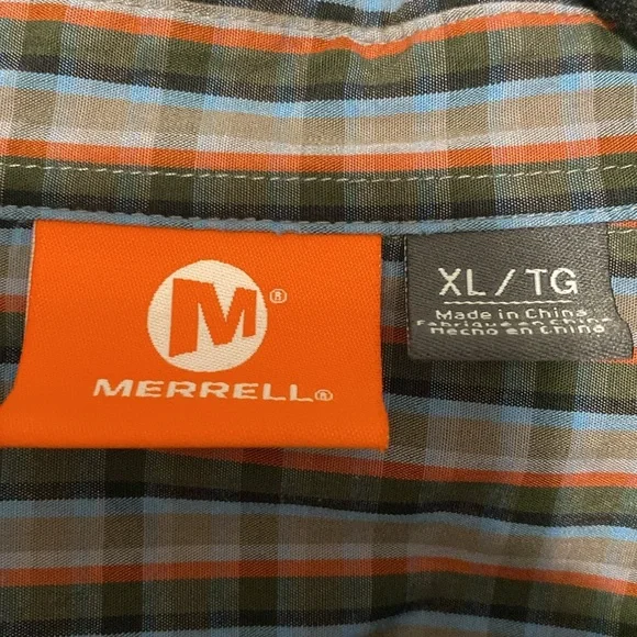 Merrell button down - Picture 3 of 6